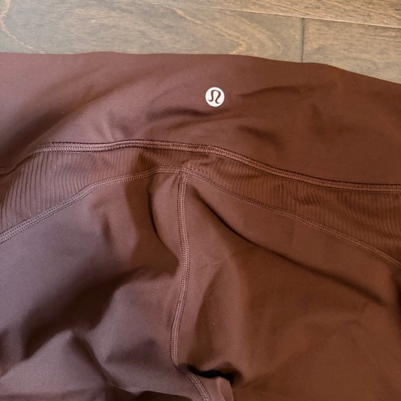 Lululemon Athletica Groove High-Rise Ribbed Panel Tight 28" Size 14 - Picture 5 of 6